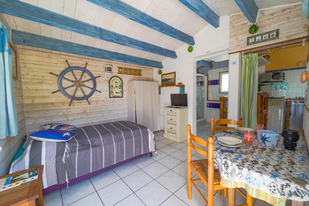 L'Ile D'Yeu, Vos Prochaines Vacances - Velos Inclus Port-Joinville Luaran gambar